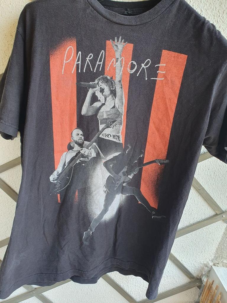 Paramore Band Rock Shirt Retro Style Black Unisex Shirt Reprint WA2593