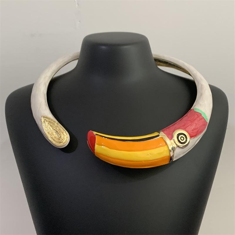Fashion And Exaggerated Design Colorful Enamel Parrot Choker Necklace Vibrant Shiny Gold Accents For Parties Vacations