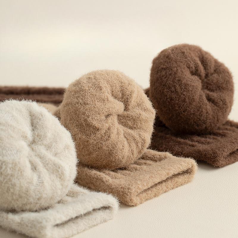 Australian Fleece Mid-calf Socks for Women's Winter, Thickened with Fleece, Double-sided Faux Cashmere, Warm Sleep, Pile Long Socks for Autumn