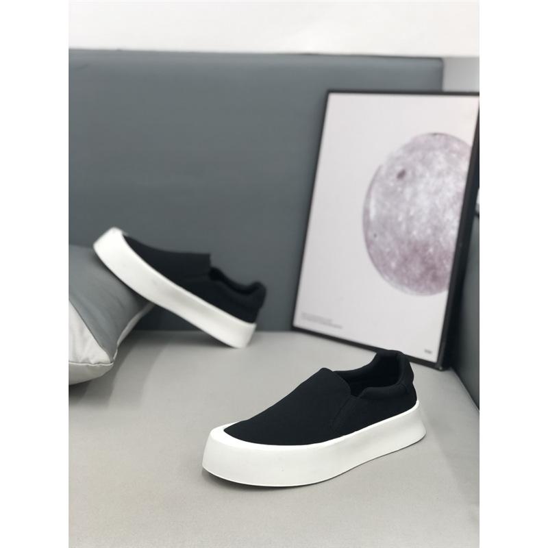Nuevas zapatillas casuales de malla para primavera, zapatillas deportivas de caña baja para mujer