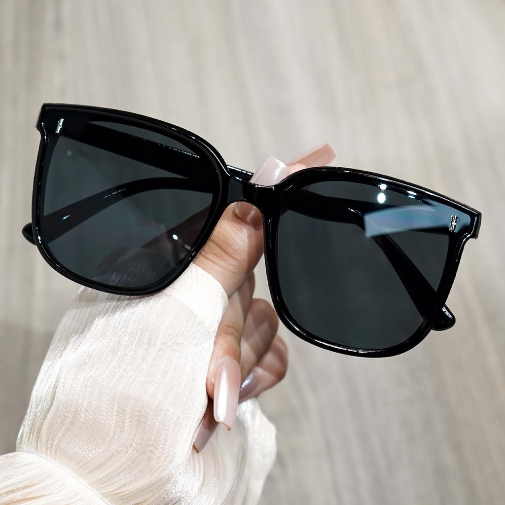 2Pcs Trendy Fashion Glasses - Durable Pc Frame Stylish Eyewear For Men & Women Perfect For Fashionable Accessory