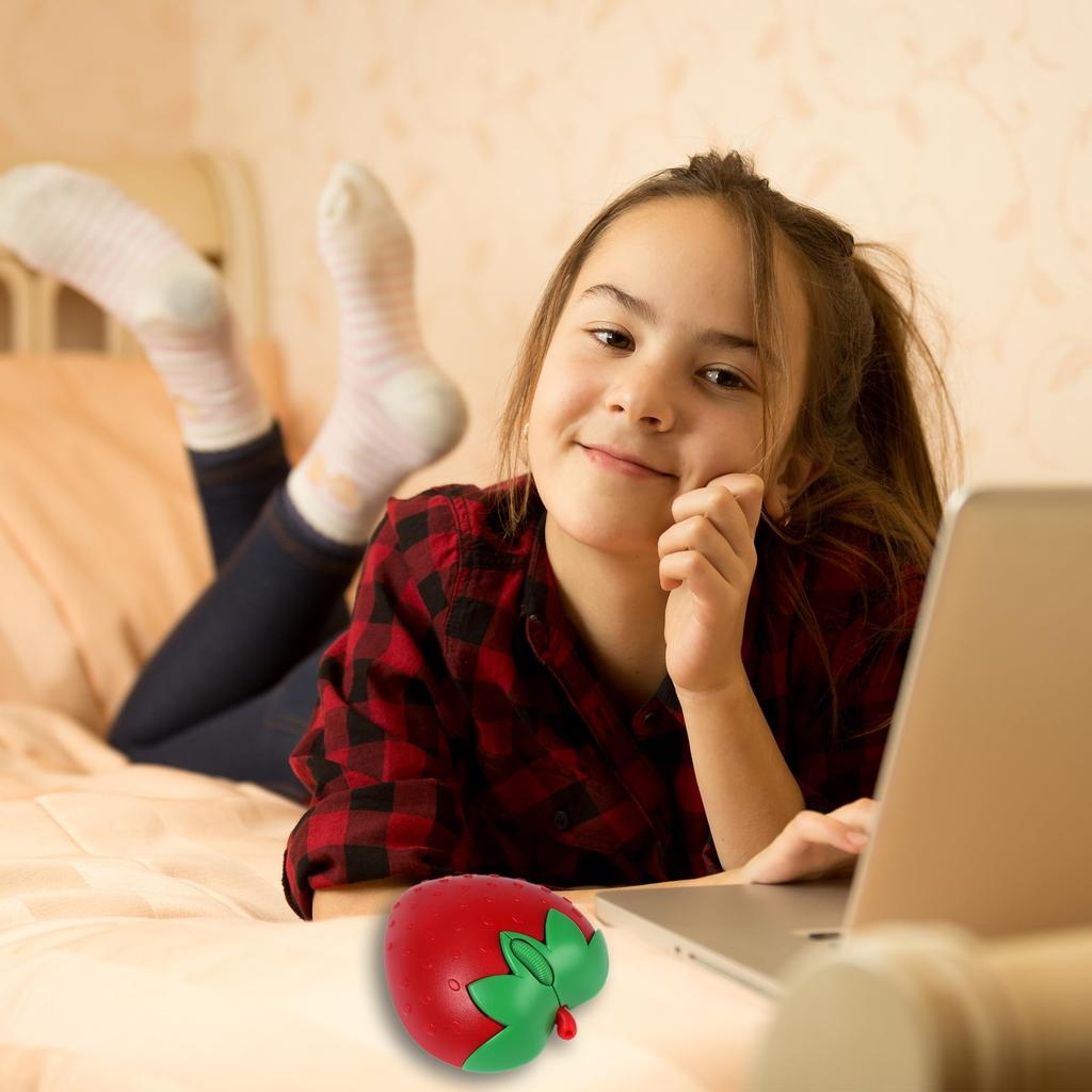 Wireless 2.4G & Bluetooth Dual-Mode Mouse, Strawberry Mouse Style, Lightweight, 3 Buttons, 1200 DPI Optical, Cute, Kids' Wireless Mouse, Compatible