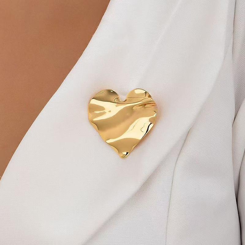 Metall-Herz-Broschen für Damen Unisex Emaille-Liebes-Pins Büro-Party Freundgeschenke Schmuckzubehör für Anzug Kleid