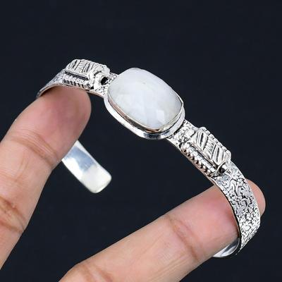 Freundschaftstagsangebot 925 Sterlingsilber Regenbogenmondstein Armreif Schmuck