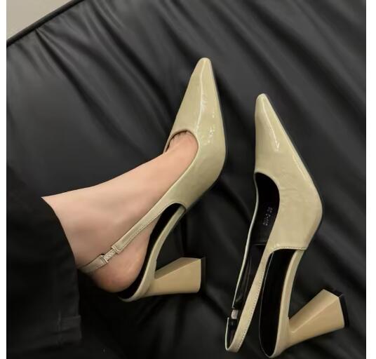 Sandales Pointues pour le Bureau et les Trajets Quotidients Femmes Talons Hauts Été Nouveau Style Semelle en Caoutchouc Tige en Polyuréthane Élégant S'accorde avec N'importe quelle Tenue