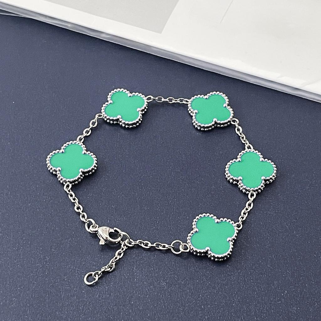 Wysokiej jakości bransoletka z czterolistną koniczyną 15 mm, szczęśliwe kwiaty, stal tytanowa, lekki luksus, trend, sieć, czerwona, poczucie wyższej klasy, nie traci koloru, bransoletka damska