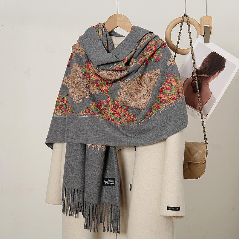 Chic Design Embroidery Scarf Lady Fall Winter Imitation Cashmere Female Wraps Thickened Warm Fringed Woman Shawl Fashion Muffler