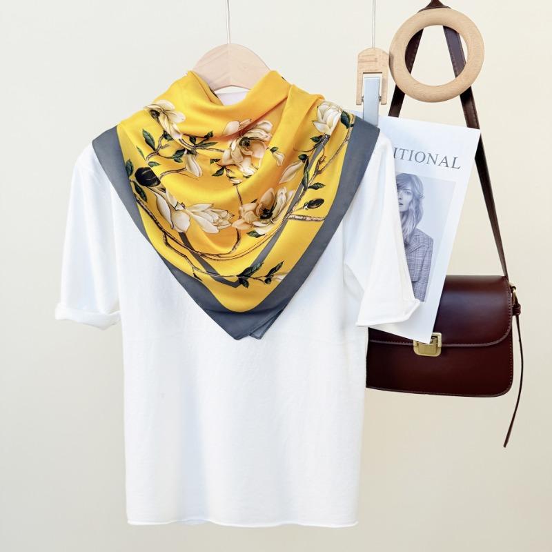 

Spring and summer new small fresh and fashionable flower printed square scarf trendy simple women s temperament thin shawl 90*90