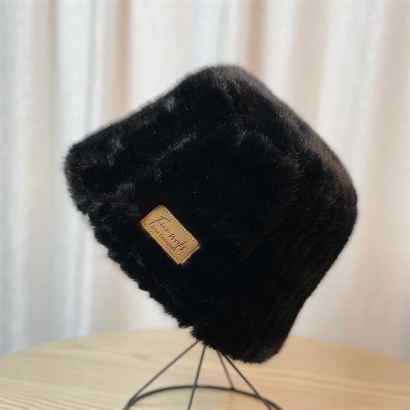 

Женская осенне-зимняя новая шляпа-рыбачка в корейском стиле, модная и универсальная, стройнящая лицо, маленькая теплая утолщенная шляпа-ведро, тренд one size