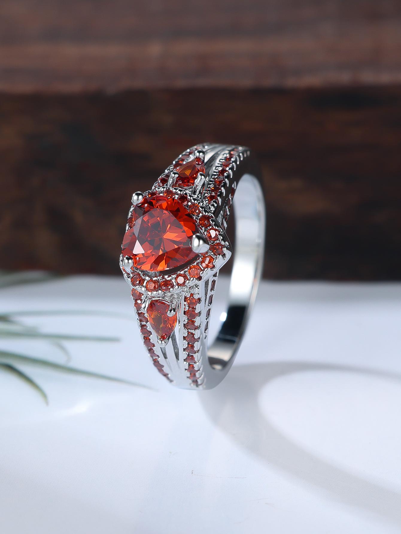 

Hot White K Round Full Pomegranate Red Diamond Love Ring Women s Simple Ring No. 10