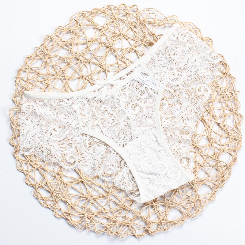Elegant Lace Trim Mid-Waist Women's Panties - White