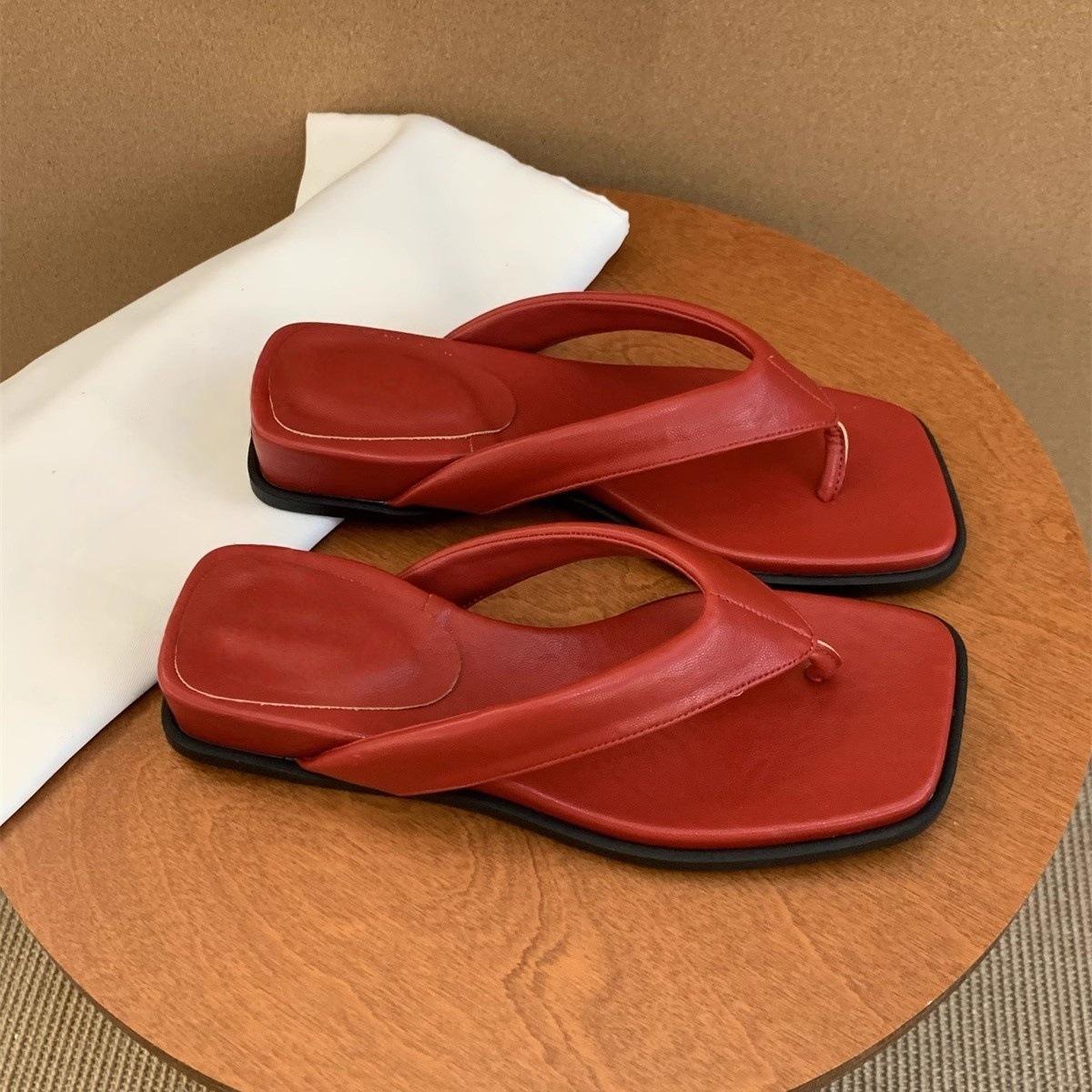 

Серебристые тапочки женские летние новая мягкая платформа шлепанцы французские красивые с открытым носком прохладные тапочки отпуск пляжная обувь 40 красный