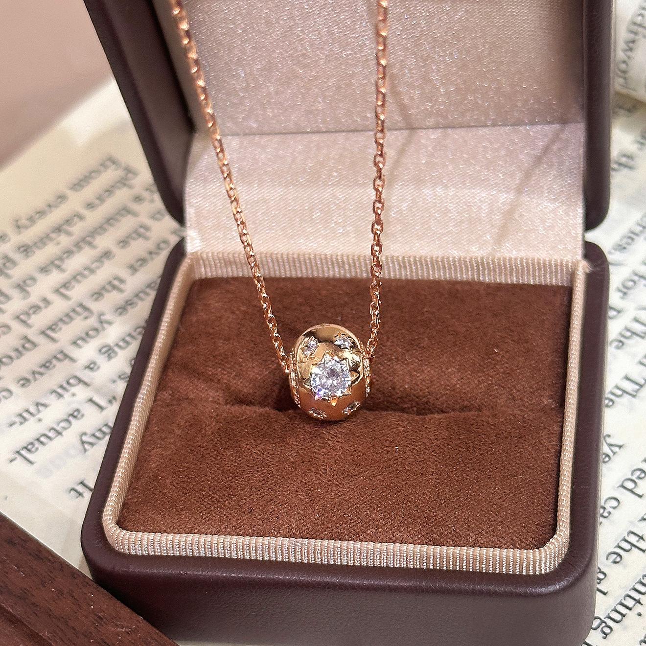 Xiaohongshu medieval hexagram Passepartout necklace simple versatile collarbone chain