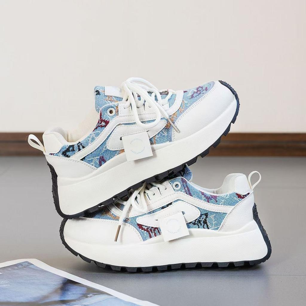 Fashion and lightweight little dad shoes women's 2025 spring new versatile lace-up muffin platform casual Forrest Gump shoes