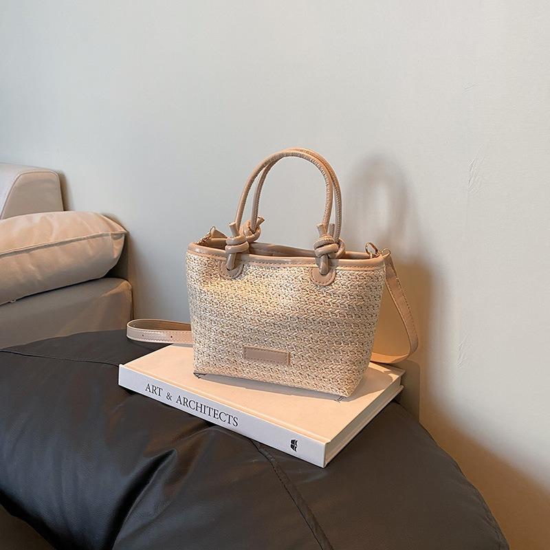 Summer New Hot-selling Straw Bags Vegetable Baskets Messenger Bags Fashionable and Simple Bucket Bags Women