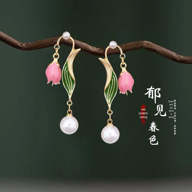 Retro Ruyi Tassel Fan-shaped Stud Earrings - Chinese Style