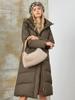 PINK CHIC 2025 New Winter Women Down Jackets Fashion Classic Warm Cross-hatching Hooded Long Version Parka Female Coat W6570