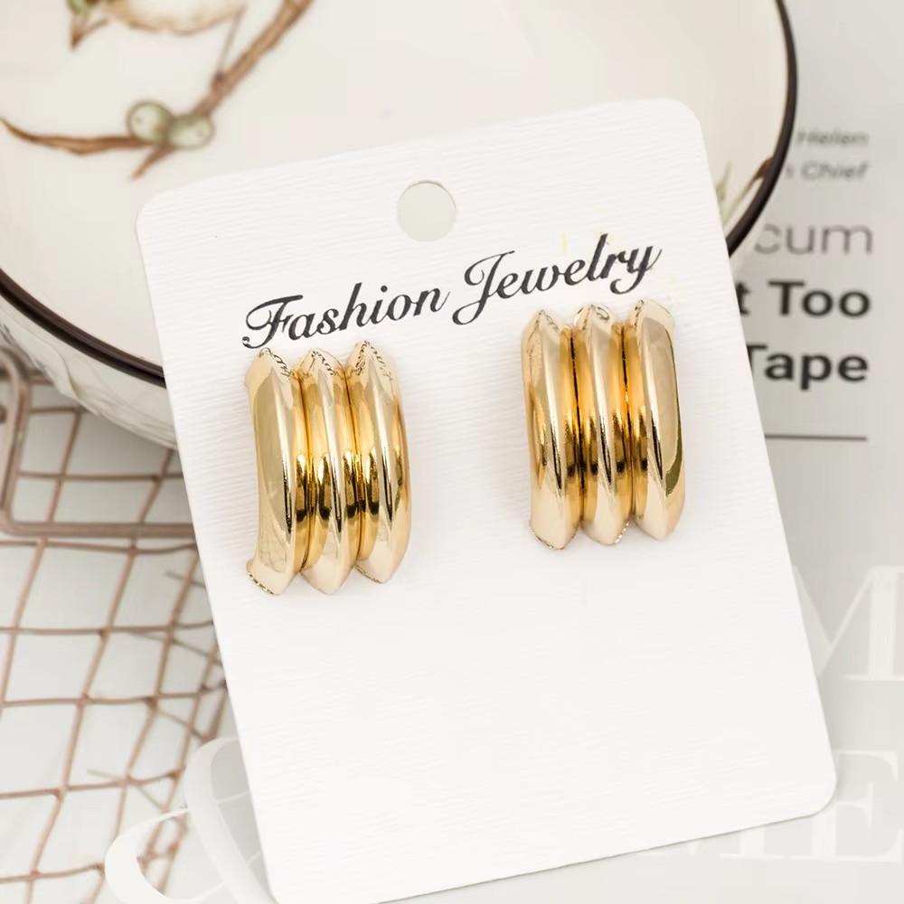 Gold Metal Dangle Earrings Punk Personality C-shaped Women Drop Earrings Hollow Geometric Statement Fashion Ear Jewelry