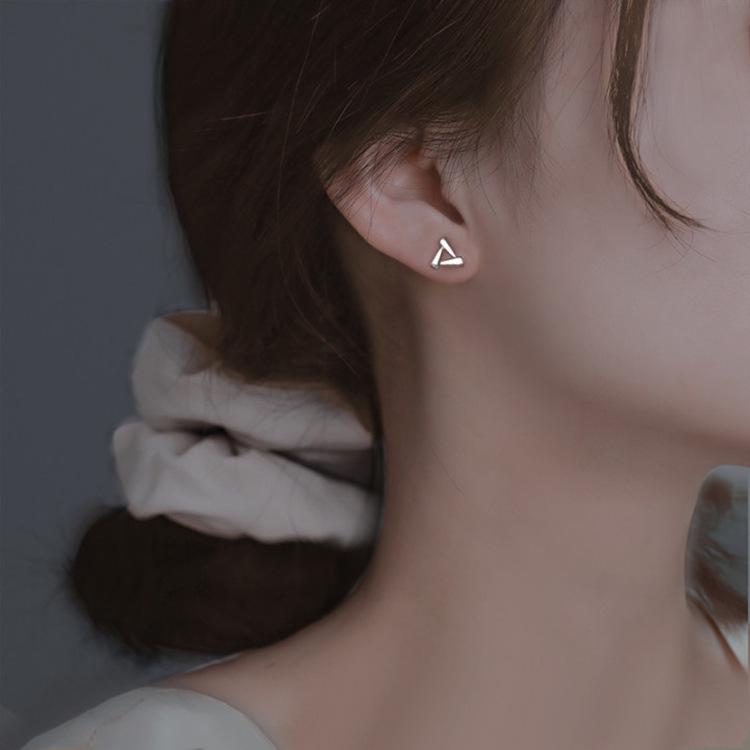 Geometric 925 Sterling Silver Stud Earrings – Small, Exquisite, Trendy, Niche Design for Summer 2021