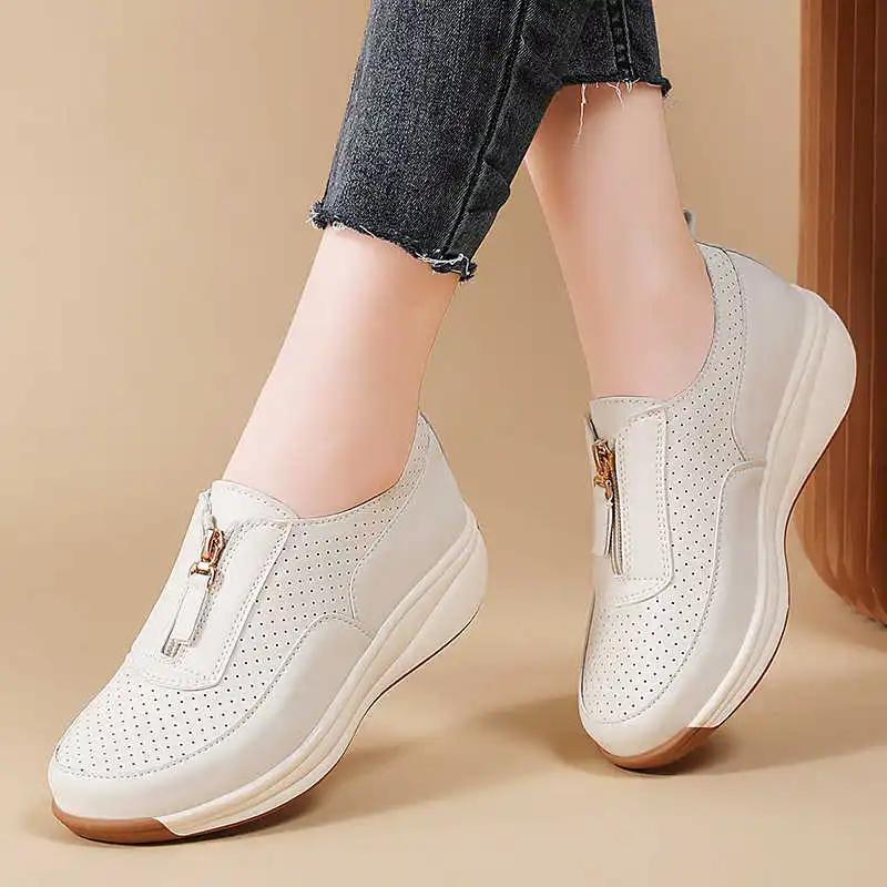 Round Toe Massive Special Flat Shoes Vulcanize Sneakers Luxury Woman Moccasins Ladies Sport Authentic Twnis Wide Foot