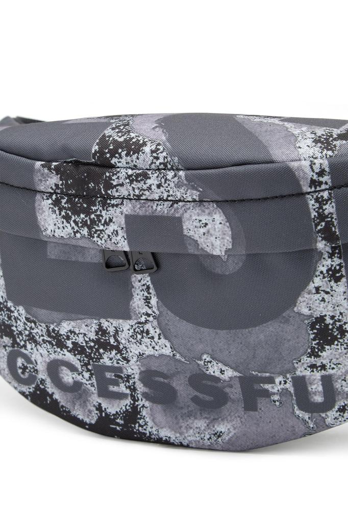 Diesel Men's Body Bag X09475P6338 UNI Gray HA351
