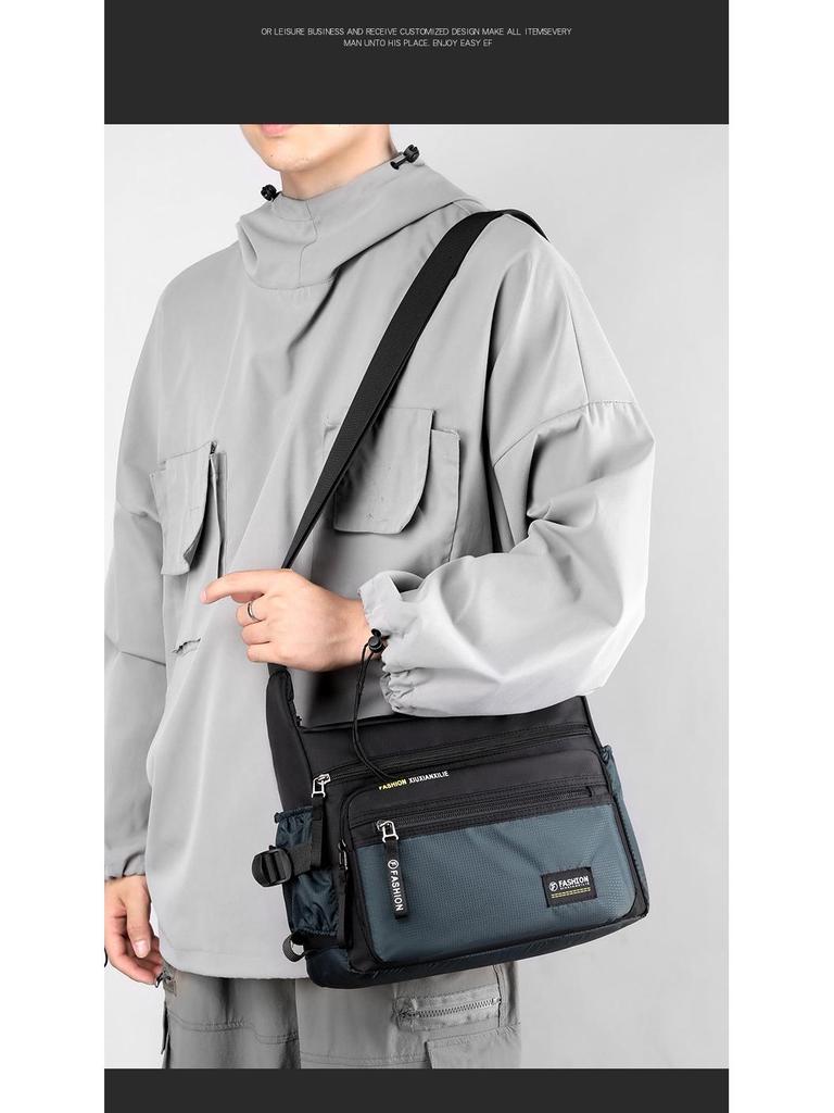 Herren Wasserdichte Mehrschichtige Umhängetasche - Großes Fassungsvermögen, Modisch & Vielseitig für Reisen