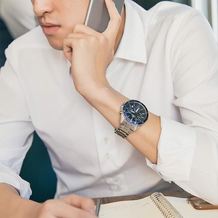 Casio Edifice Series Fashion Trend Classic One Touch Three Fold Clasp Stopwatch Mineral Glass 100 Meters Water Resistant Quartz Movement EFV-620D-1A2V
