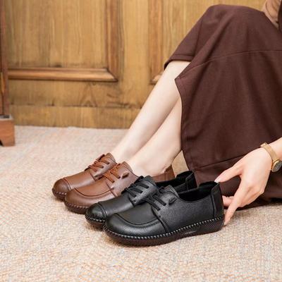 Mutter Schuhe Rindersehne Sohle Frühling und Herbst Retro Damenschuhe mittleres Alter alter Mann Flachboden weich bequem weiches Leder Sohle runde Spitze Mutter