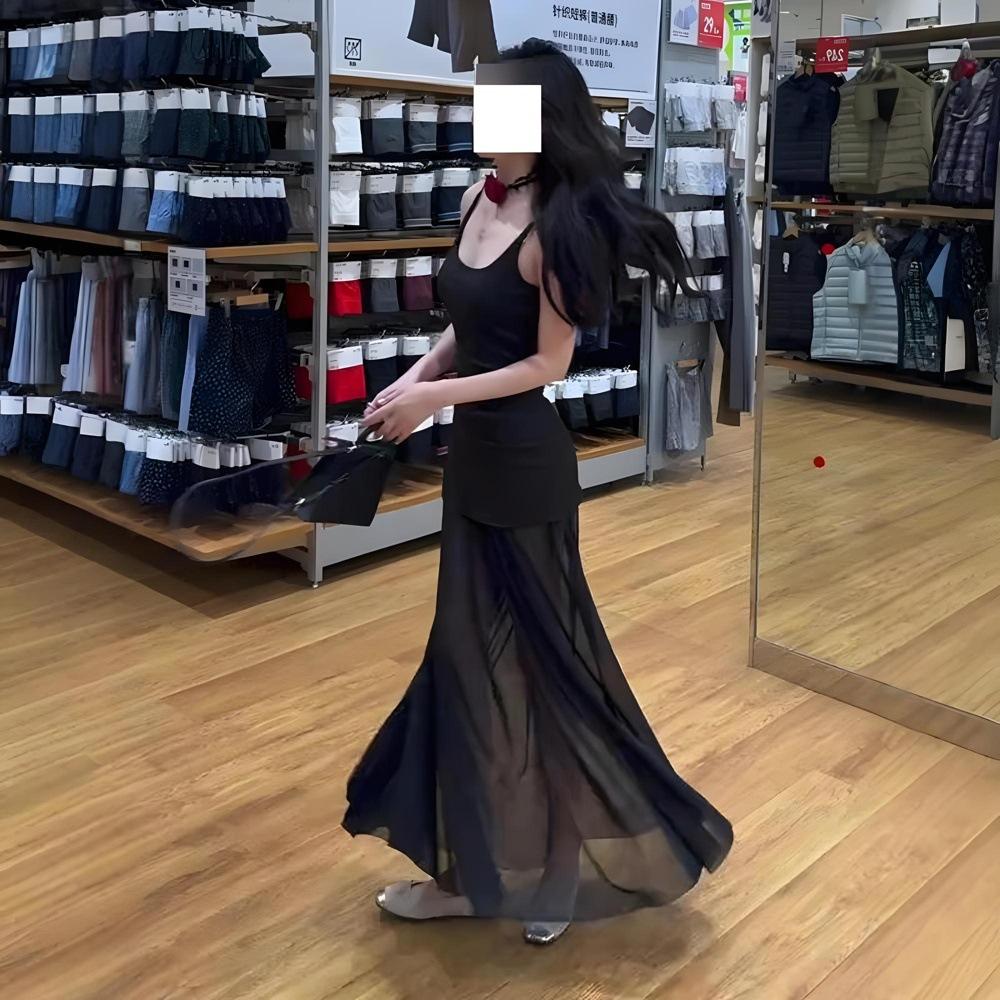 

Suspender dress women s summer niche temperament waist long dress gentle wind white skirt S- (can be worn within 45kg) чорний