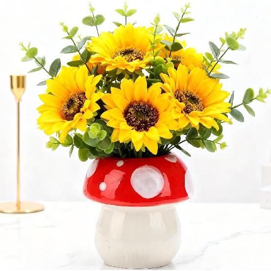 Cute Toothbrush Holder Mushroom Home Decor Pen Holder Office Desk Accessories Aesthetic Red Makeup Brush Holder Pencil Holder Vase Birthday Gifts for