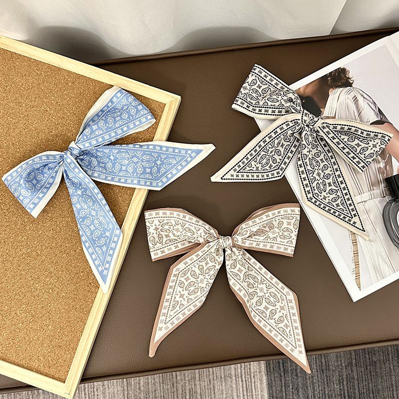 Cashew flower silk scarf, high-end decorative scarf, small fresh binding bag accessories, souvenir streamer, headscarf, headband, hair tie