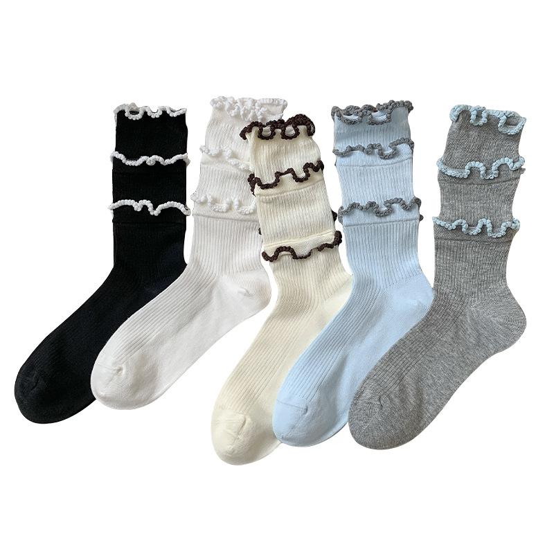 Women's Spring and Autumn Black Fungus Lace Boneless Mid Tube Pile Socks
