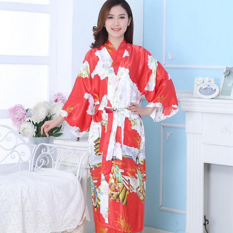 Εξαιρετικά Μακρύ Γυναικείο Μεταξωτό Ρόμπα Γκέισας σε Φλοράλ Σατέν Σχέδιο