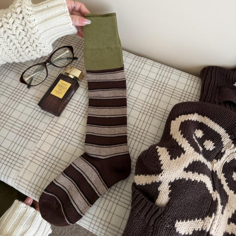 Color-block socks for women, autumn/winter vintage color-blocked striped calf socks, INS trendy Melard long leg cuff socks