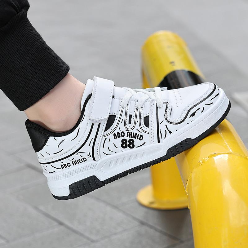 Longhong Spring and Autumn Middle-aged and Older Children's Boys' Sports Shoes Natal Children's Leisure Red Tide Girl Board Shoes