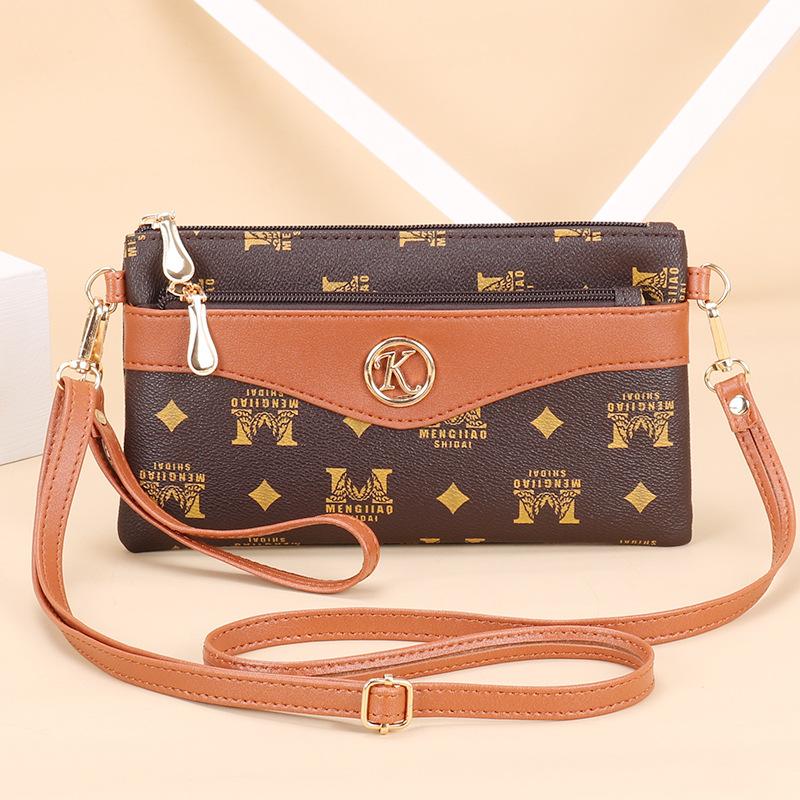 Middle-aged bag women's new fashionable atmospheric shoulder bag versatile messenger bag women's mother-in-law small backpack