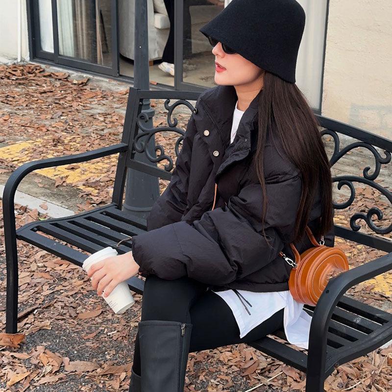 Light down jacket women's high-end women's clothing new short duck down Korean version women's down jacket bread jacket