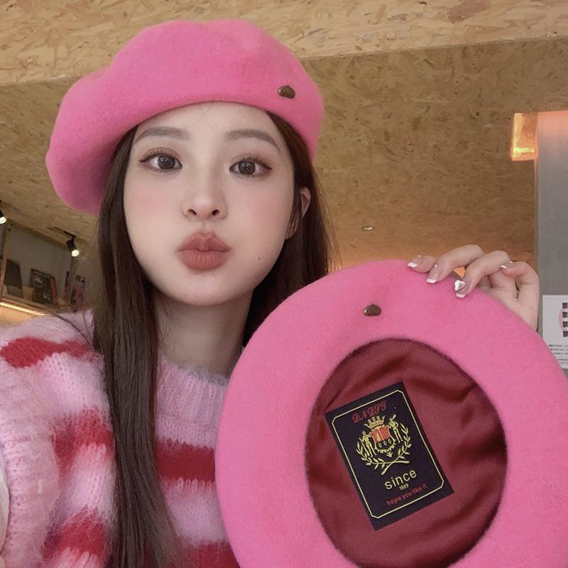 Women's Winter Wool Beret Hat Vintage Satin Embroidery Solid Color Beanie with Copper Buckle Warm Painter Cap for Ladies Fashion