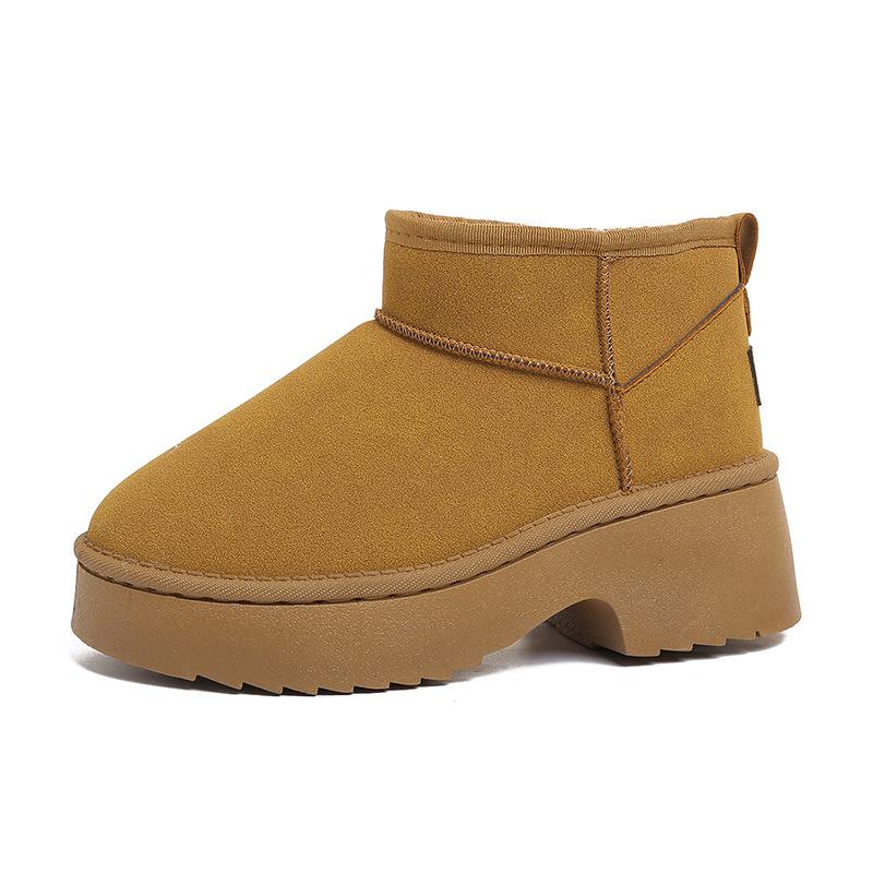 Bottes de neige à semelles épaisses pour femmes, nouvelles hivernales, petites décontractées, augmentant la hauteur, en velours chaud, grandes chaussures en coton