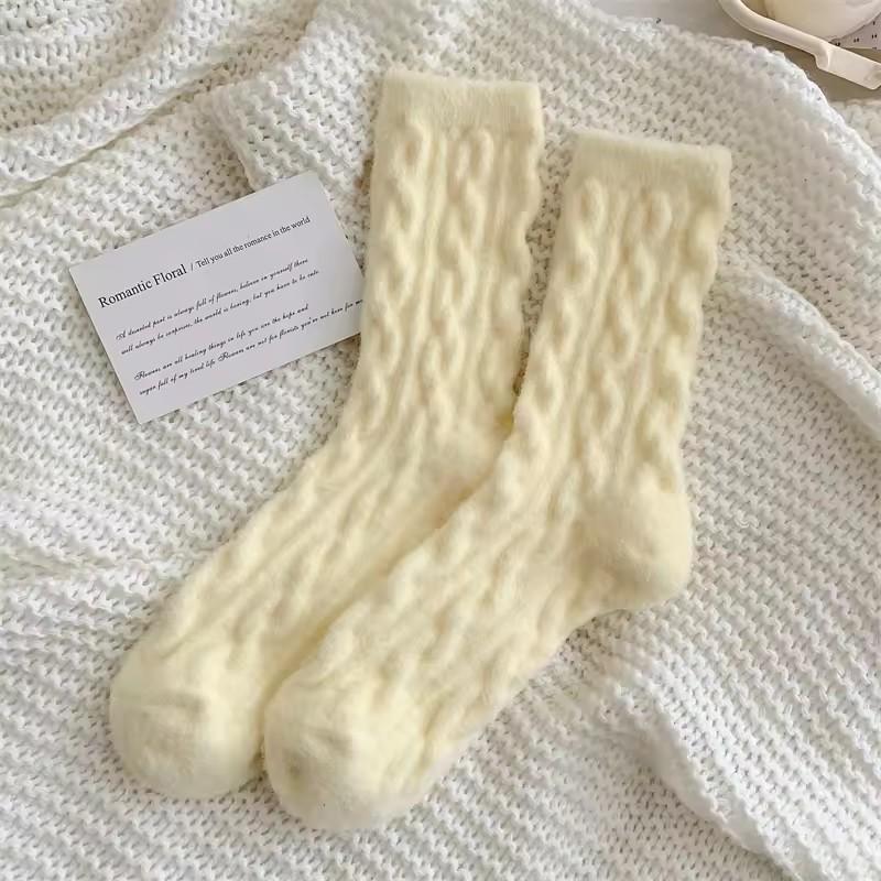 Warm Women's Socks New Winter Japanese Fashion Solid Color Fluffy Socks for Girls Home Thick Cute Floor Socks Kawaii Autumn Soft