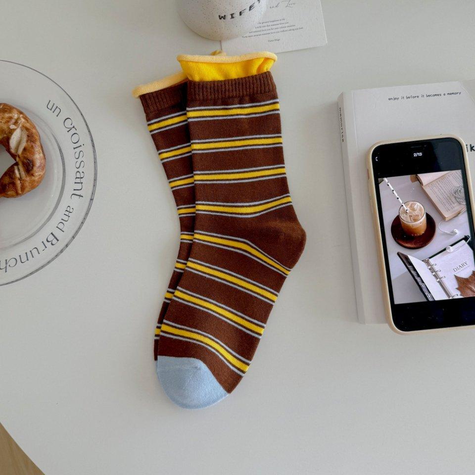Trendy Autumn and Winter Rolled-up Double-screw Striped Mid-calf Socks for Women, Double-layer Loose, Non-tight-fitting, School-style Pile Socks