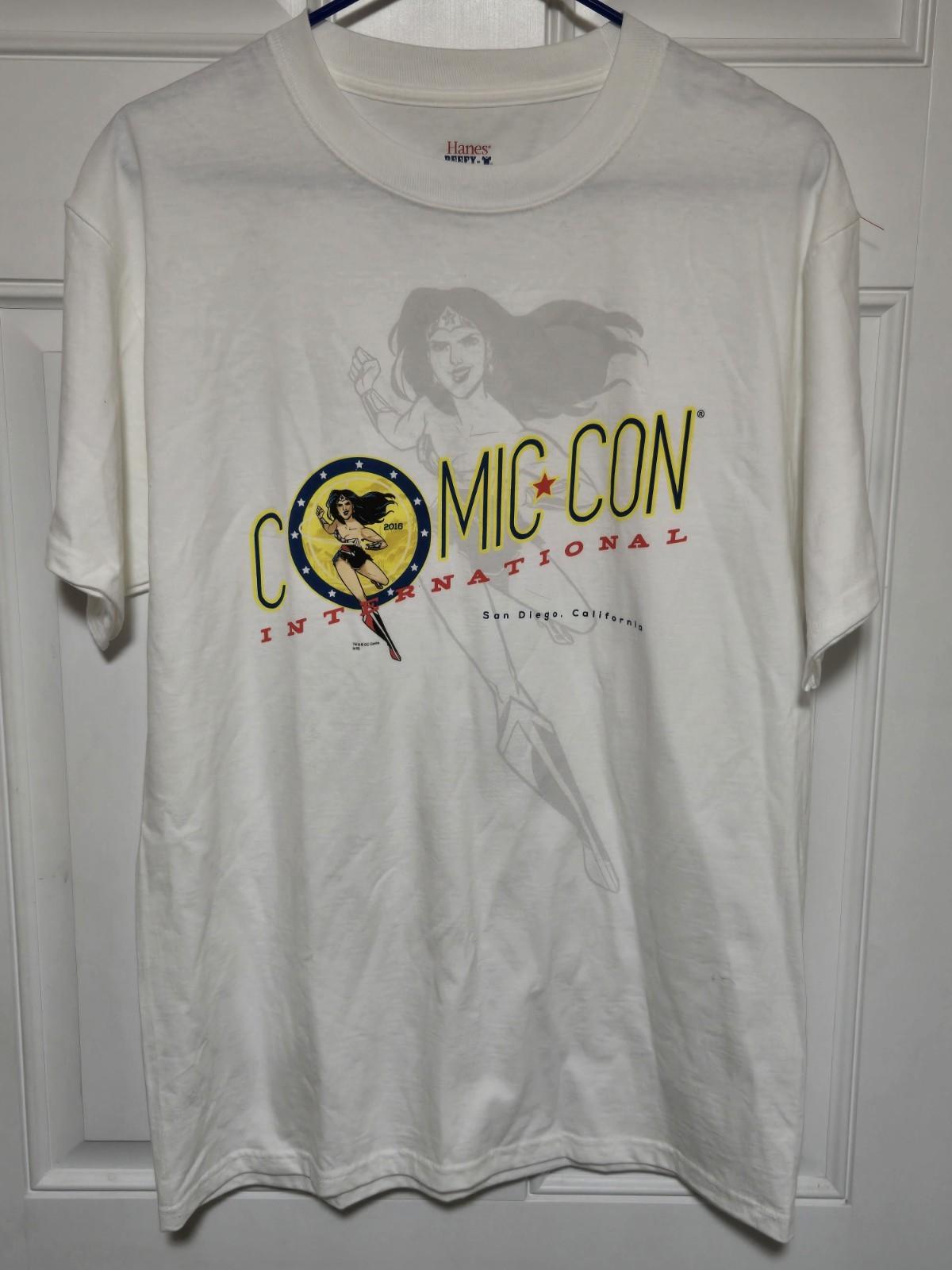 San Diego Comic Con International Shirt 2016 Wonder Woman Size Medium White Unisex T-Shirt L
