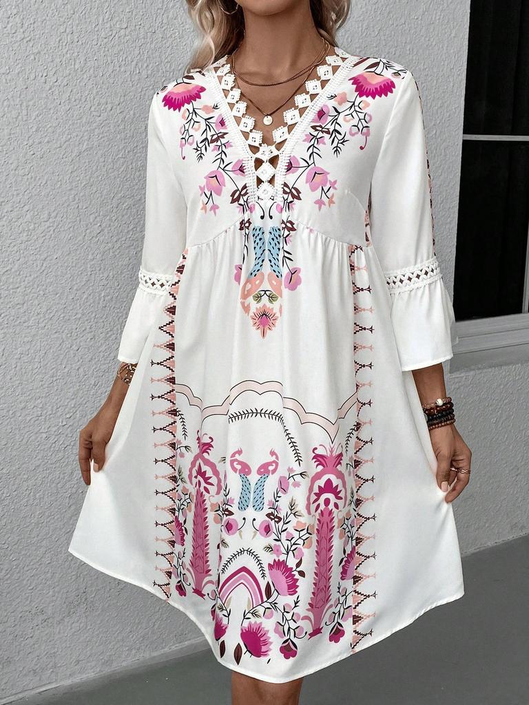 2026 European & American Women's Summer V-neck Lace Patchwork Casual Printed Dress.