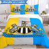 3-delige Zachte Beddengoedset met United Crest Print, Inclusief 1 Dekbedovertrek En 2 Kussenslopen Perfect voor Slaapkamer, Studentenkamer, Fan cadeau