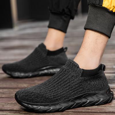Fashion Man Shoes Autumn New Couple Socks Casual Tennis Shoes High Quality Lightweight Thick Sole Fashion Black Mesh Sports Hiking Shoes