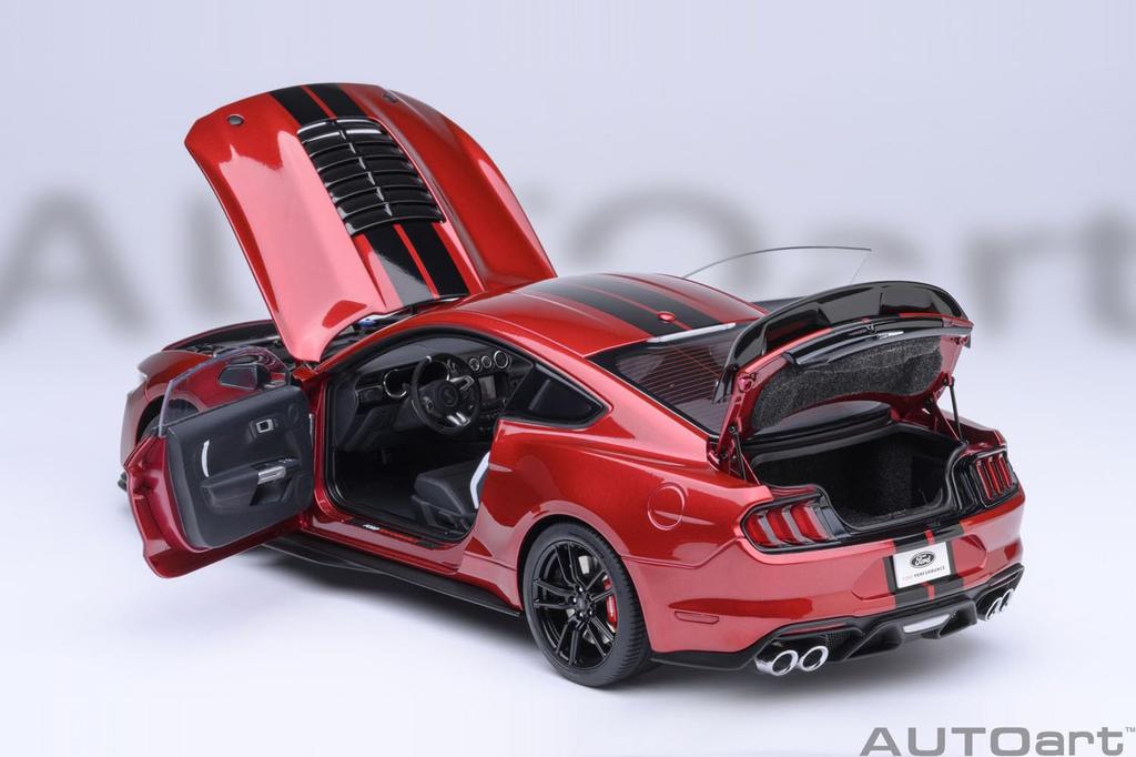 AUTOart Scale Ford Mustang Shelby GT500 Finished Product 73098 1/18 (Red/Black Stripes)