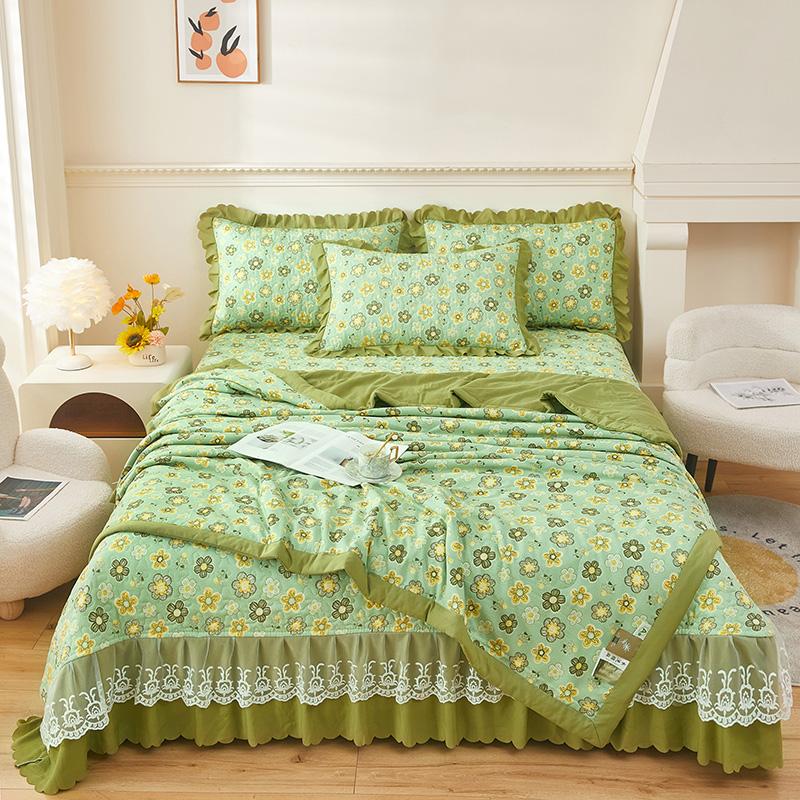 Cartoon Peach Comforter Queen Size, Love Heart Pink Peach Print Quilt Ultra Soft, Ultra Comforter 1 Piece Bedding For Room Decor