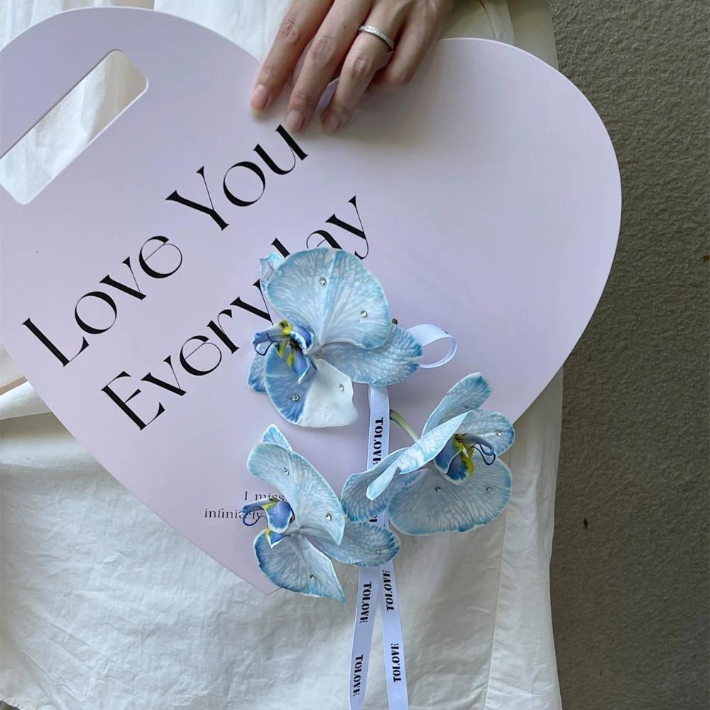 Heart-shaped Bouquet Packing Material Flower Handbag Flower Wrapping New Handheld Flower Box