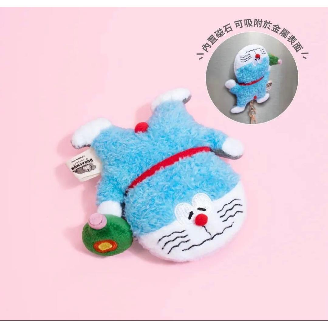 New and unopened Doraemon [Hong Kong limited] Santaine stuffed toy key chain
