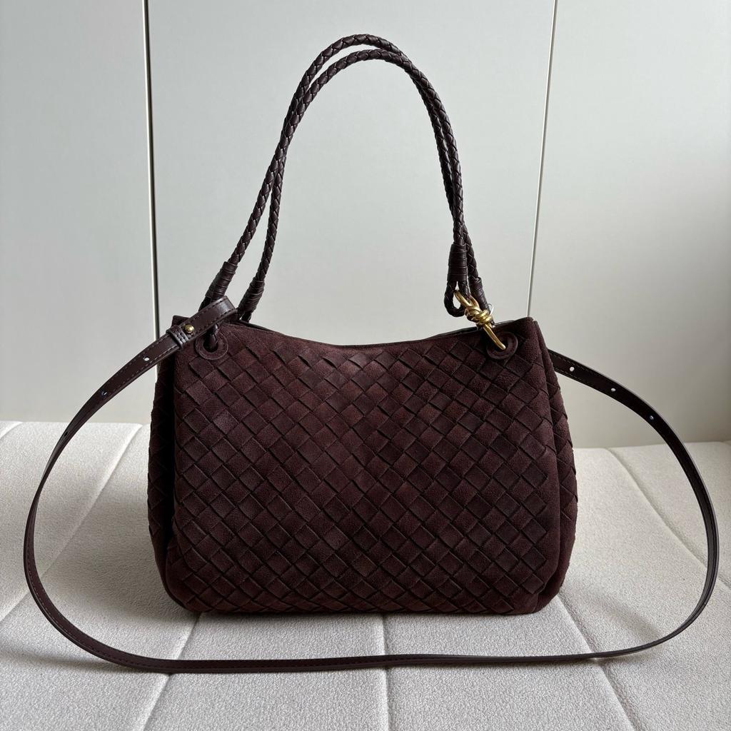 Cross-border First-layer Matte Cowhide Woven Parachute Bag Autumn and Winter Portable Bucket Bag Versatile Shoulder Messenger Women's Bag